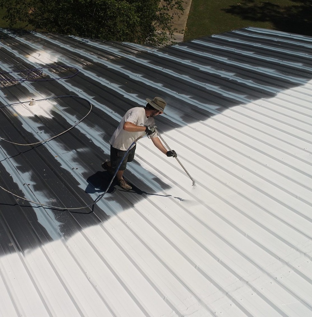 Riding the Wave: How Spray Foam Roofing is Capturing the Mainstream Market