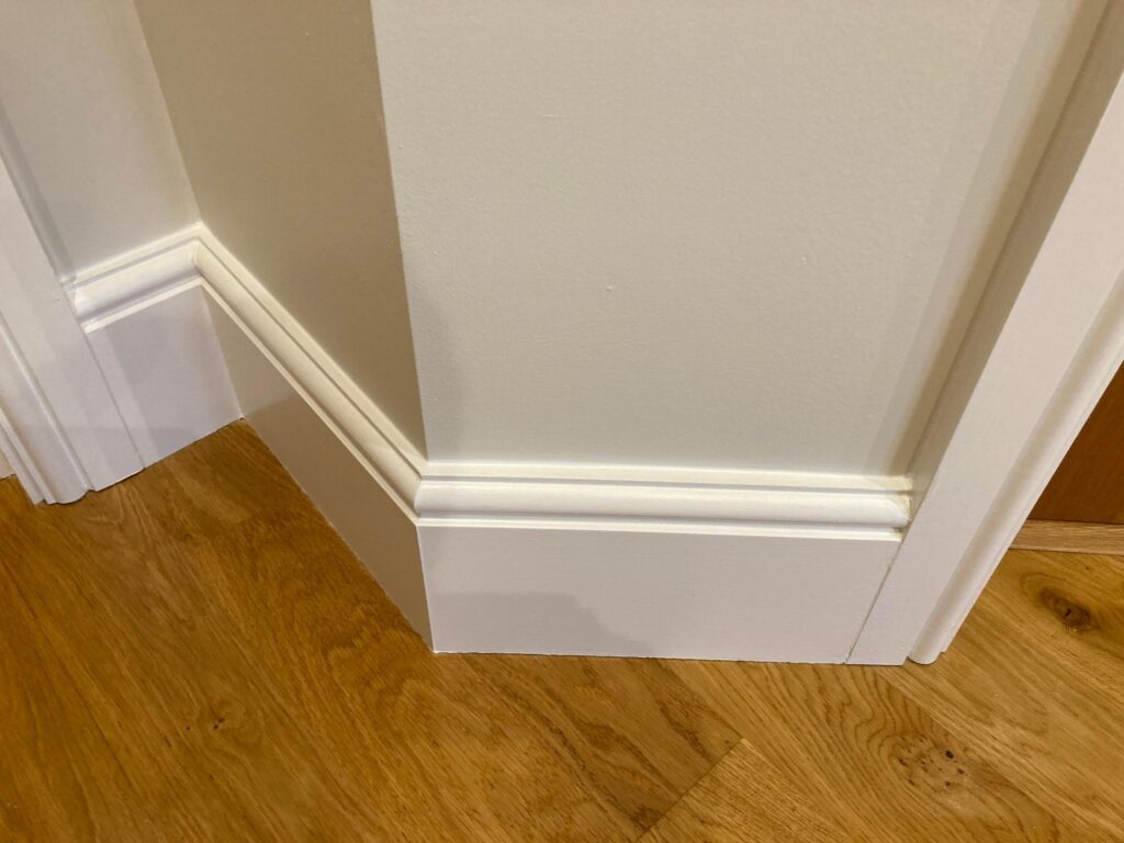 Removing and Replacing Damaged Skirting Boards: A UK Guide