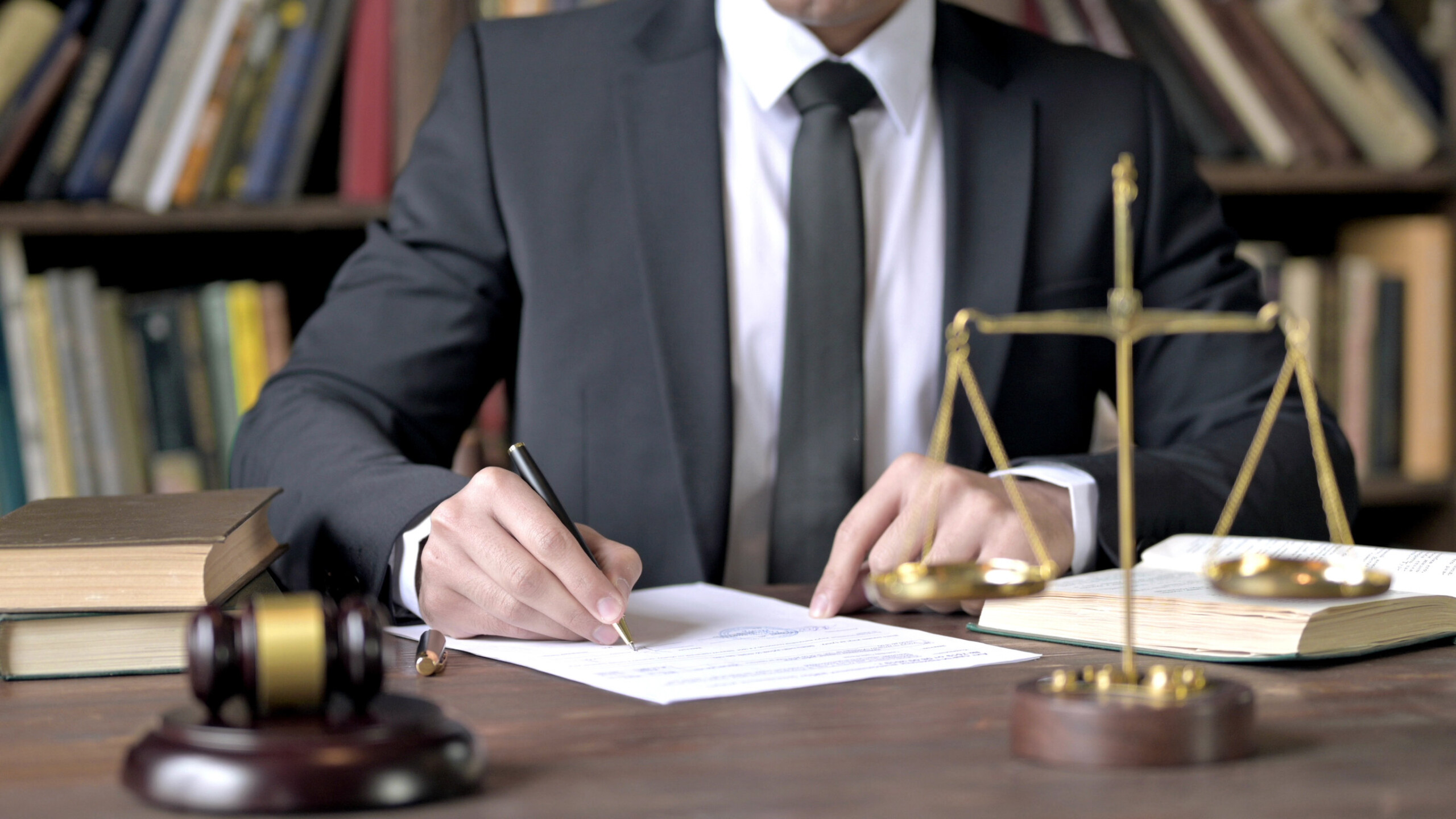 Strategic Savings: QBPL’s Cost-Effective Legal Solutions for Leasing
