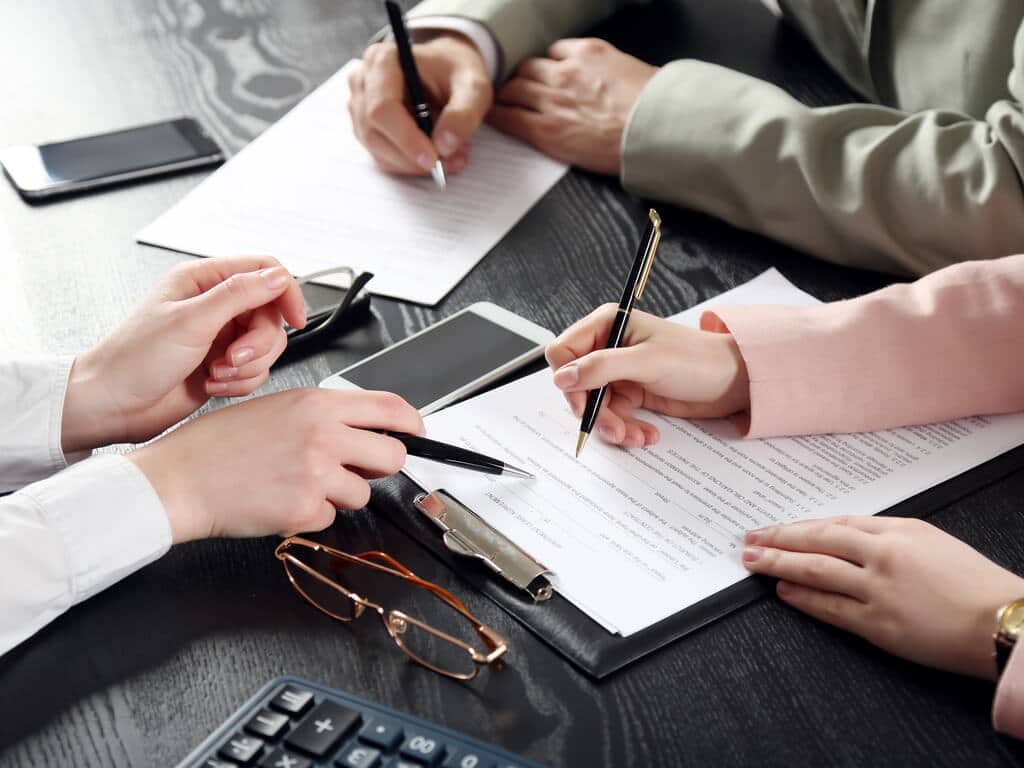 The Future of Inheritance: Why Writing a Will Online is a Game Changer