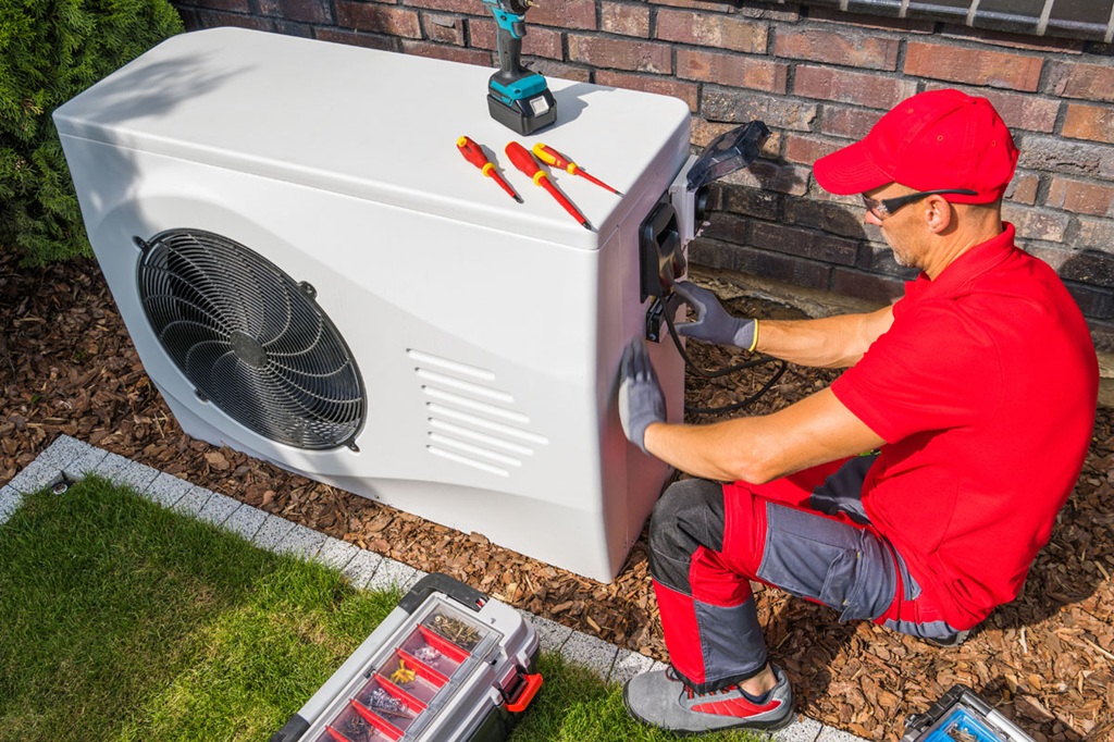 Energy-Efficient HVAC Systems Assist Riverview Homes to Control Heat and Costs